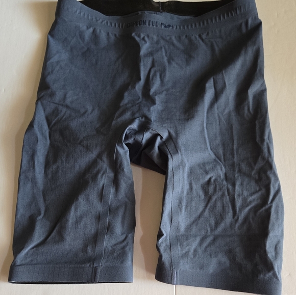 Arena Women's Powerskin Carbon Duo Top And Jammer Swim Tech Suit Gray And Pink - Picture 9 of 13